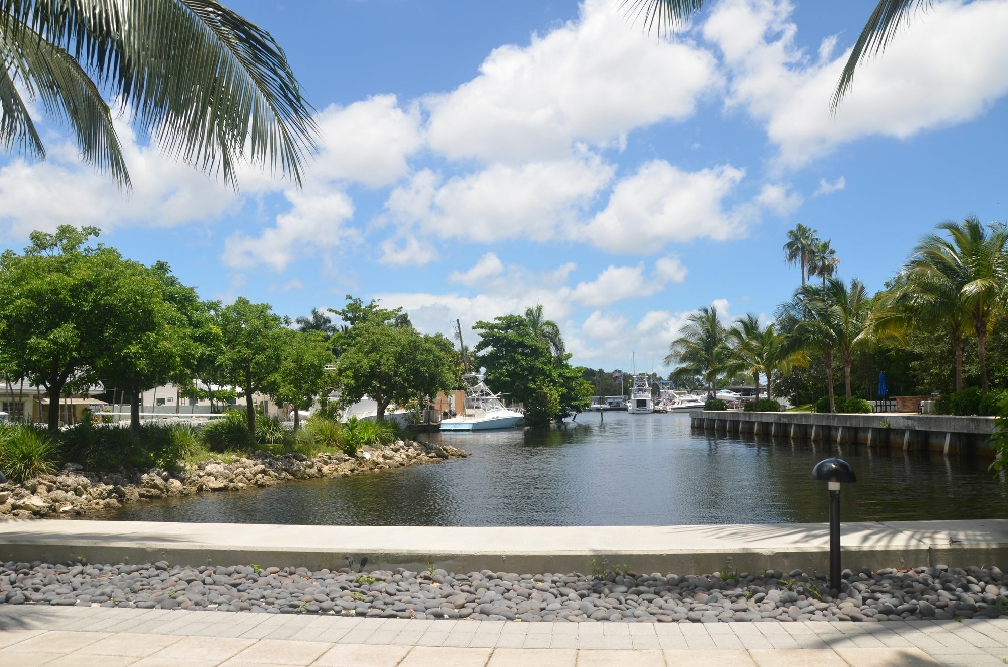 Riviera Luxury Living At River Oaks Marina And Tower Miami Eksteriør billede
