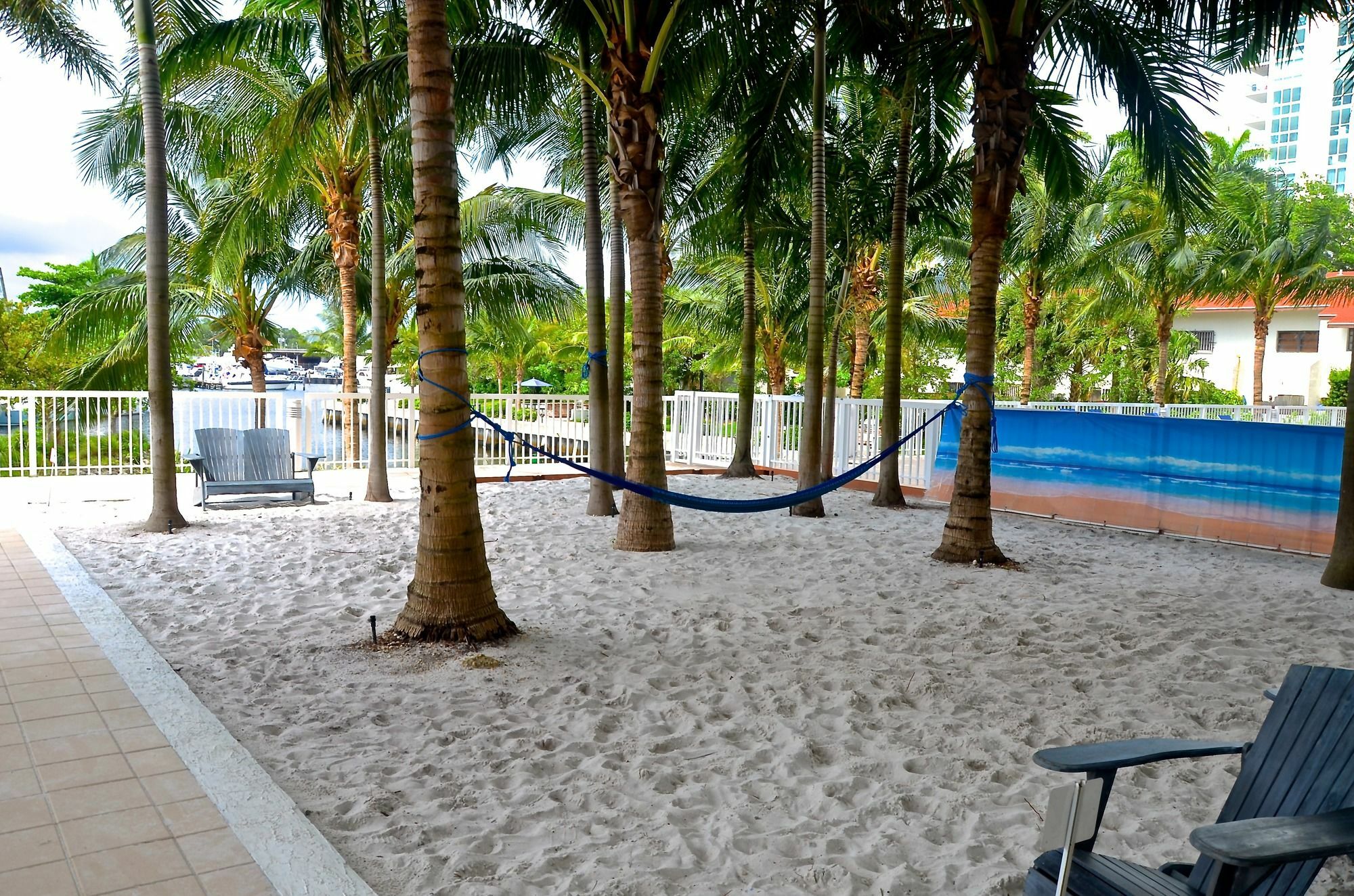 Riviera Luxury Living At River Oaks Marina And Tower Miami Eksteriør billede